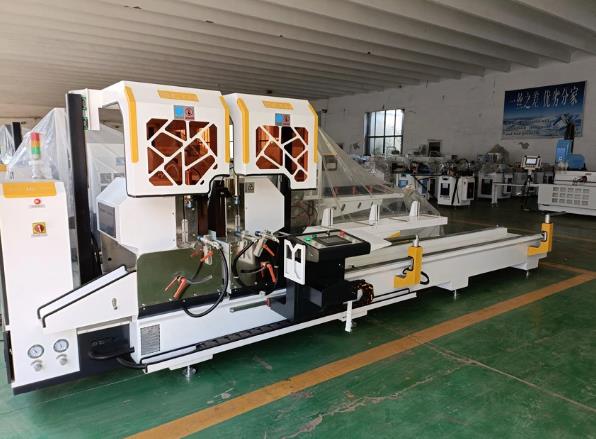CNC Double-head Precision Cutting Saw for Aluminum Profile.jpg CNC Double-head Precision Cutting Saw for Aluminum Profile.jpg