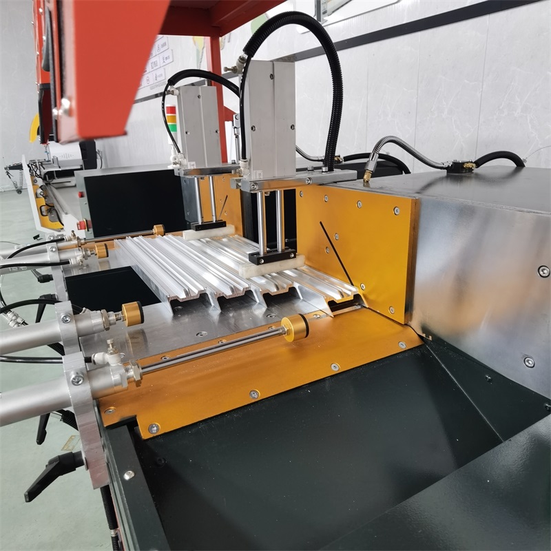 1716875699336252.jpg bde9f4b311b9211c0ff617ef136e028.jpg