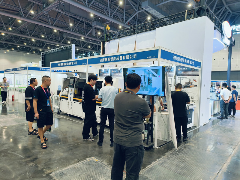 1729567913828113.jpg window machine.jpg